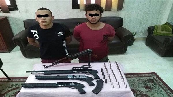 المتهمين