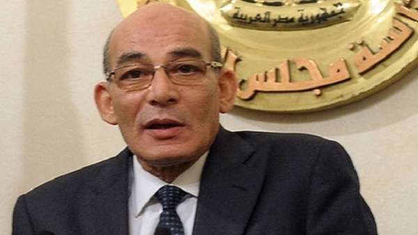 الدكتور عبد المنعم