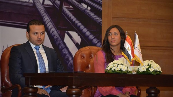 محمد الجارحي بجوار