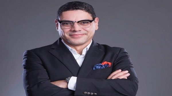  الدكتور معتز عبدالفتاح