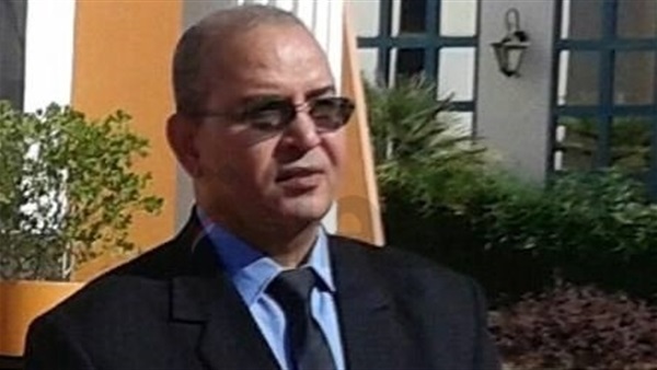 الدكتور نبوى باهى