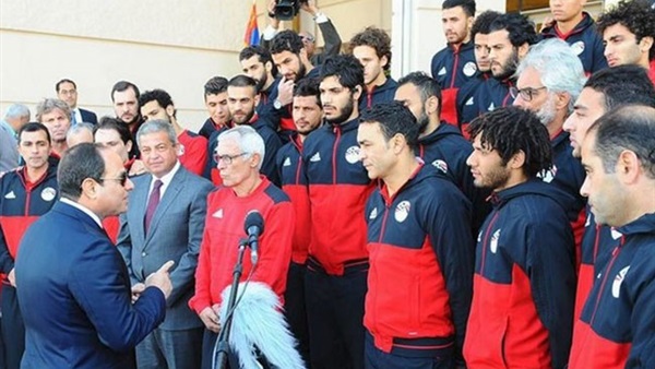 الرئيس السيسى والمنتخب