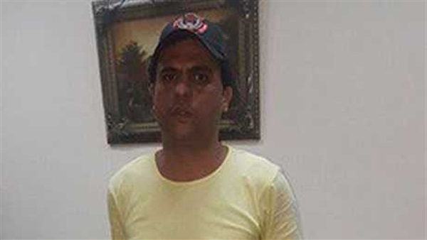العاطل