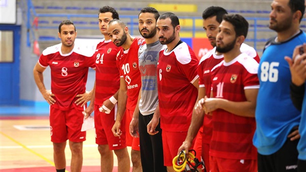يد الأهلي 