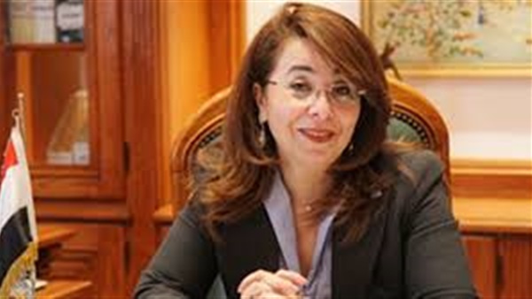 غادة والى