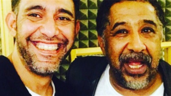 عمرو مصطفى والشاب