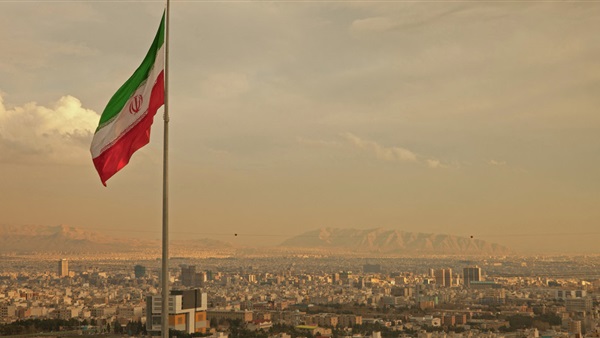 إيران