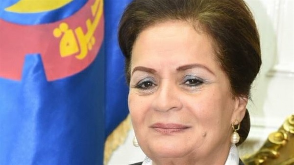 نادية عبده