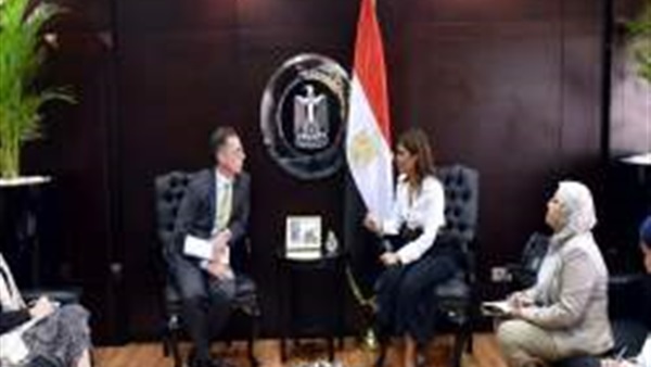 سحر نصر والسفير السويسري