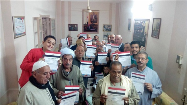 المواطنين أثناء تواجدهم