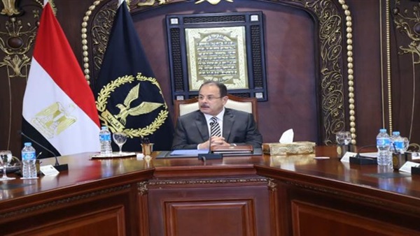 وزير الداخلية