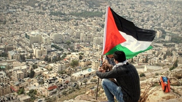 فلسطين