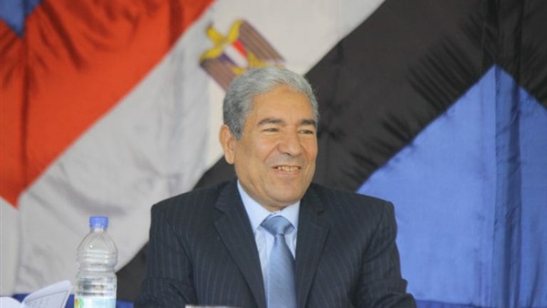 عبدالفتاح حسين