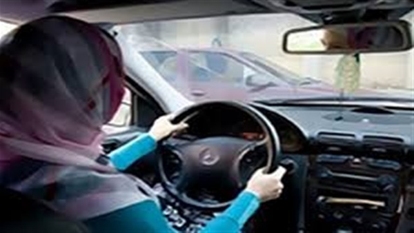 أرشيفية - قيادة السيارات
