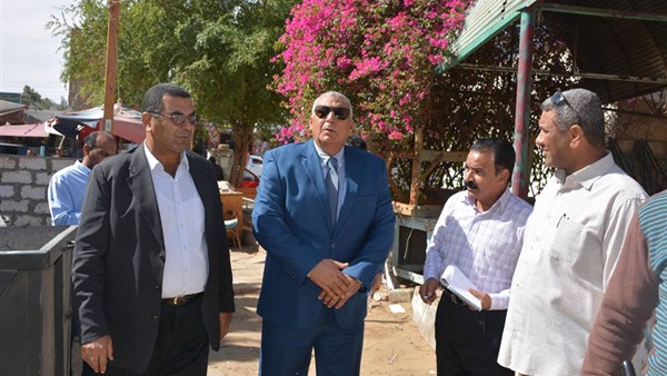جولة تفقدية لمحافظ