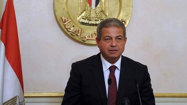 خالد عبد العزيز
