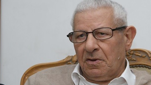 مكرم محمد أحمد
