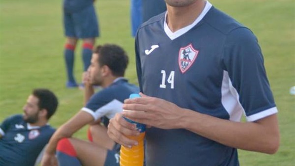 ايمن حفني