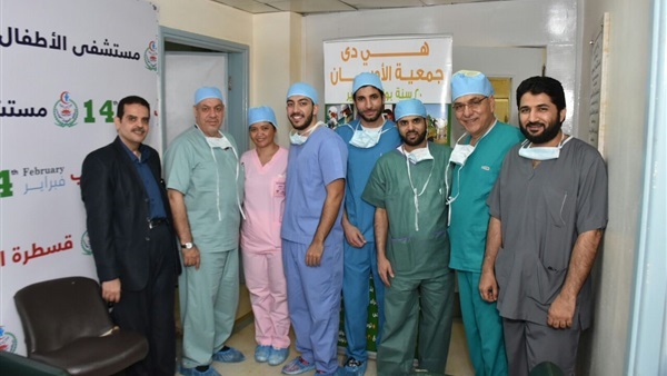 الدكتور والطاقم الطبي