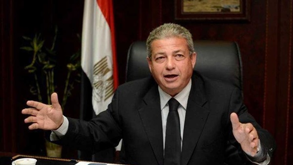 خالد عبدالعزيز