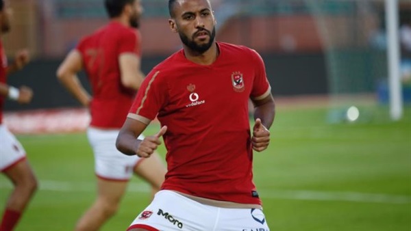 حسام عاشور