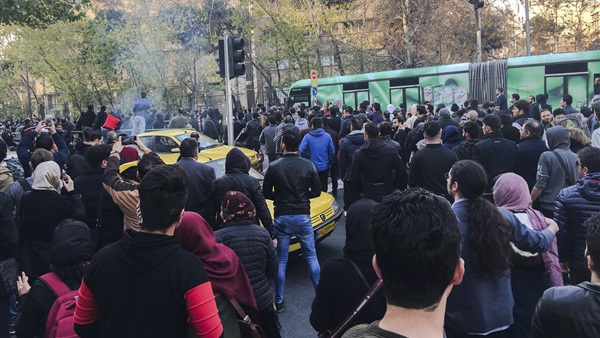 الإحتجاجات في إيران