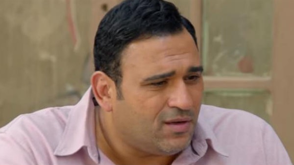 أكرم حسني