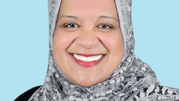 منى شاكر