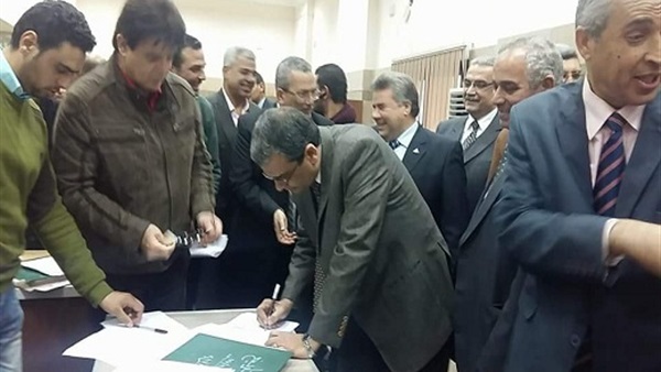صورة من التوقيعات