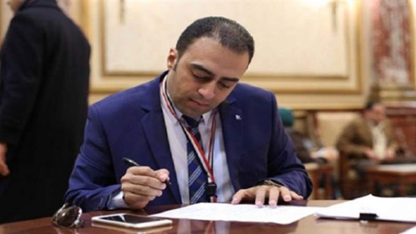الدكتور محمد خليفة