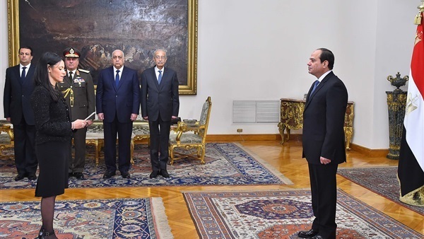 اثناء اداء اليمين