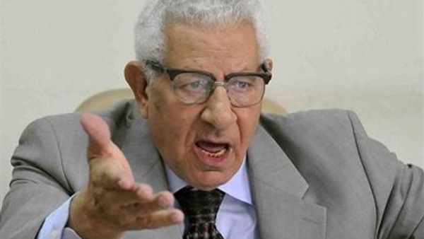 مكرم محمد أحمد