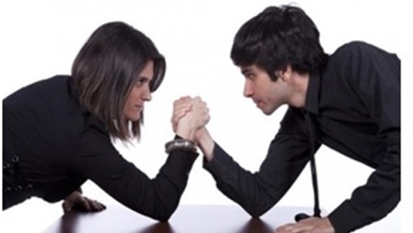 المأة أقوى من الرجل