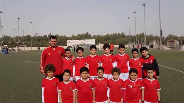 لاعبي اكاديمية الاهلي