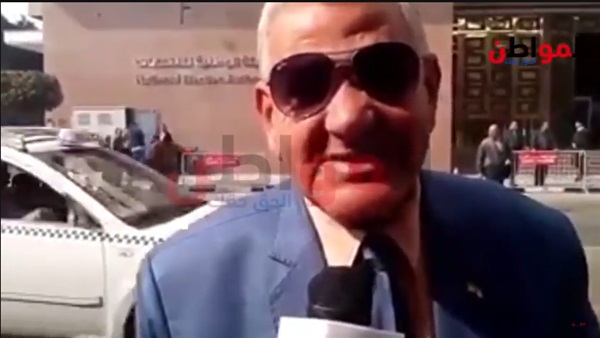 مواطن يتنازل عن الترشح