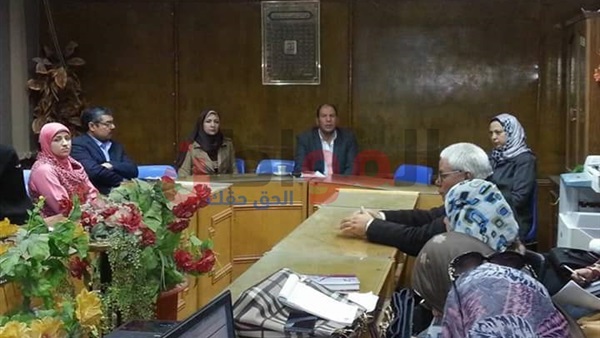 اجتماع مع مسؤولي