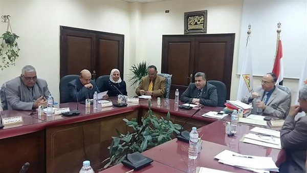 رئيس جامعة بنها