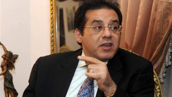أيمن نور