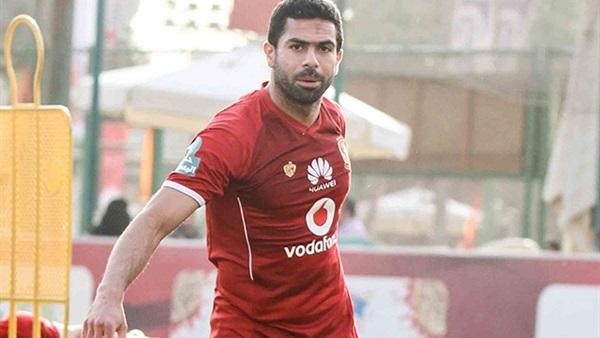 أحمد فتحي لاعب النادي