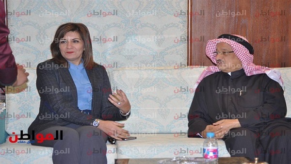 السفيرة نبيلة مكرم