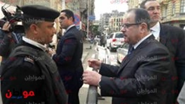 الوزير خلال الجولة