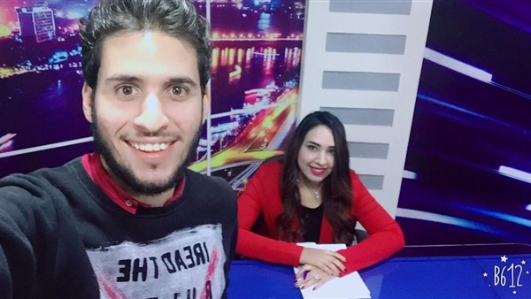 المذيعة ملك أحمد