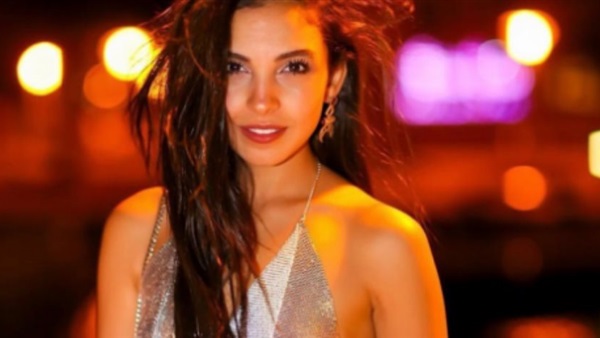الفنانة الشابة سلمى