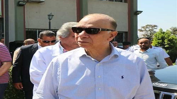 محافظ القاهرة عاطف