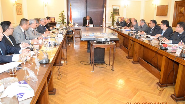 وزير التموين