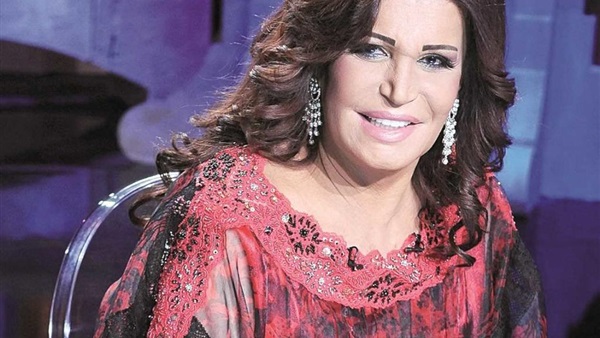 الفنانة نجوى فؤاد