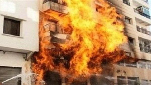 حريق داخل شقة سكنية-
