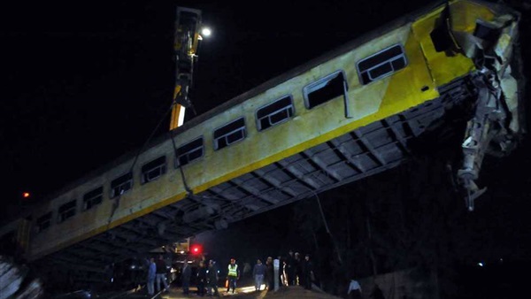 رفع آثار حادث قطار