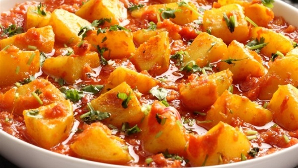 بطاطس بالأرز والصلصة