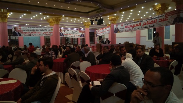 ممثلو الحملات المؤيدة